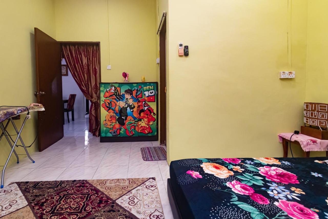 Tamu Nor Homestay Куантан Екстер'єр фото